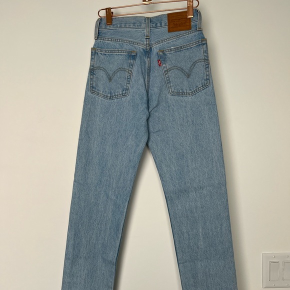 Levi Wedgie Jeans 23x28 - Picture 4 of 5